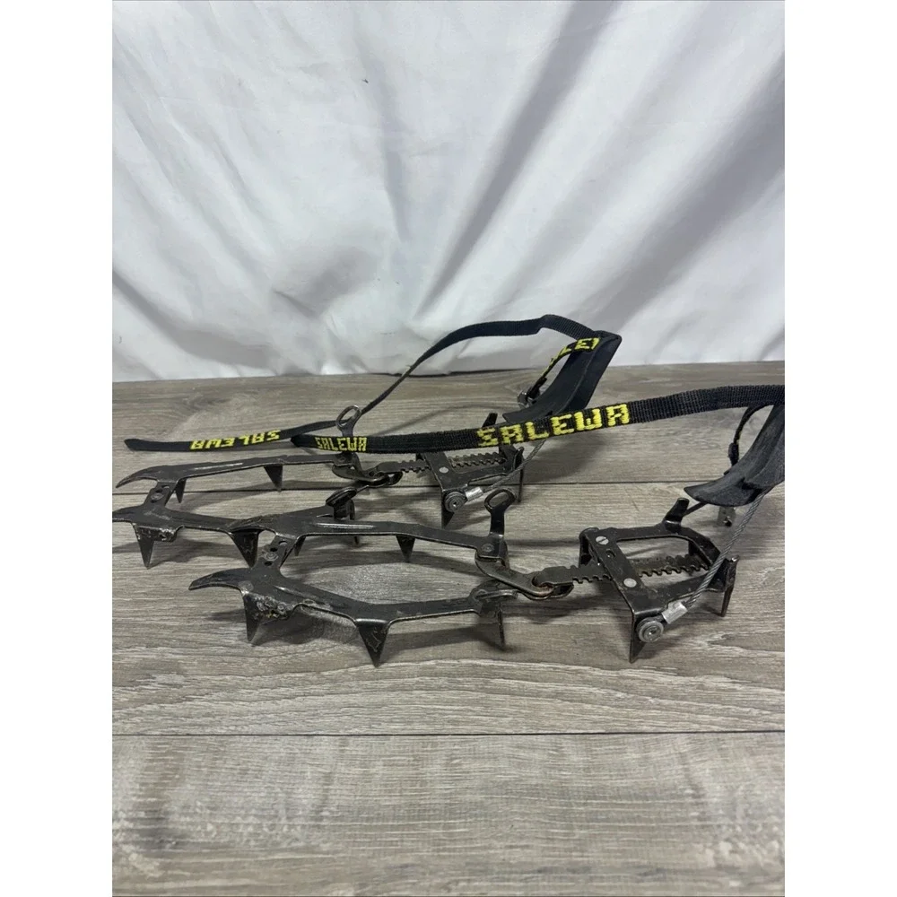 1980's NOS‎ Salewa 12 Point Crampons Ice Climbing. No Toe Bail Bar.
